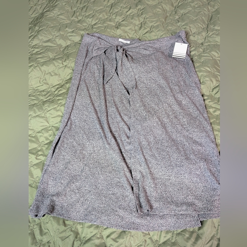 Chic Gray Wrap Around Women's Skirt
